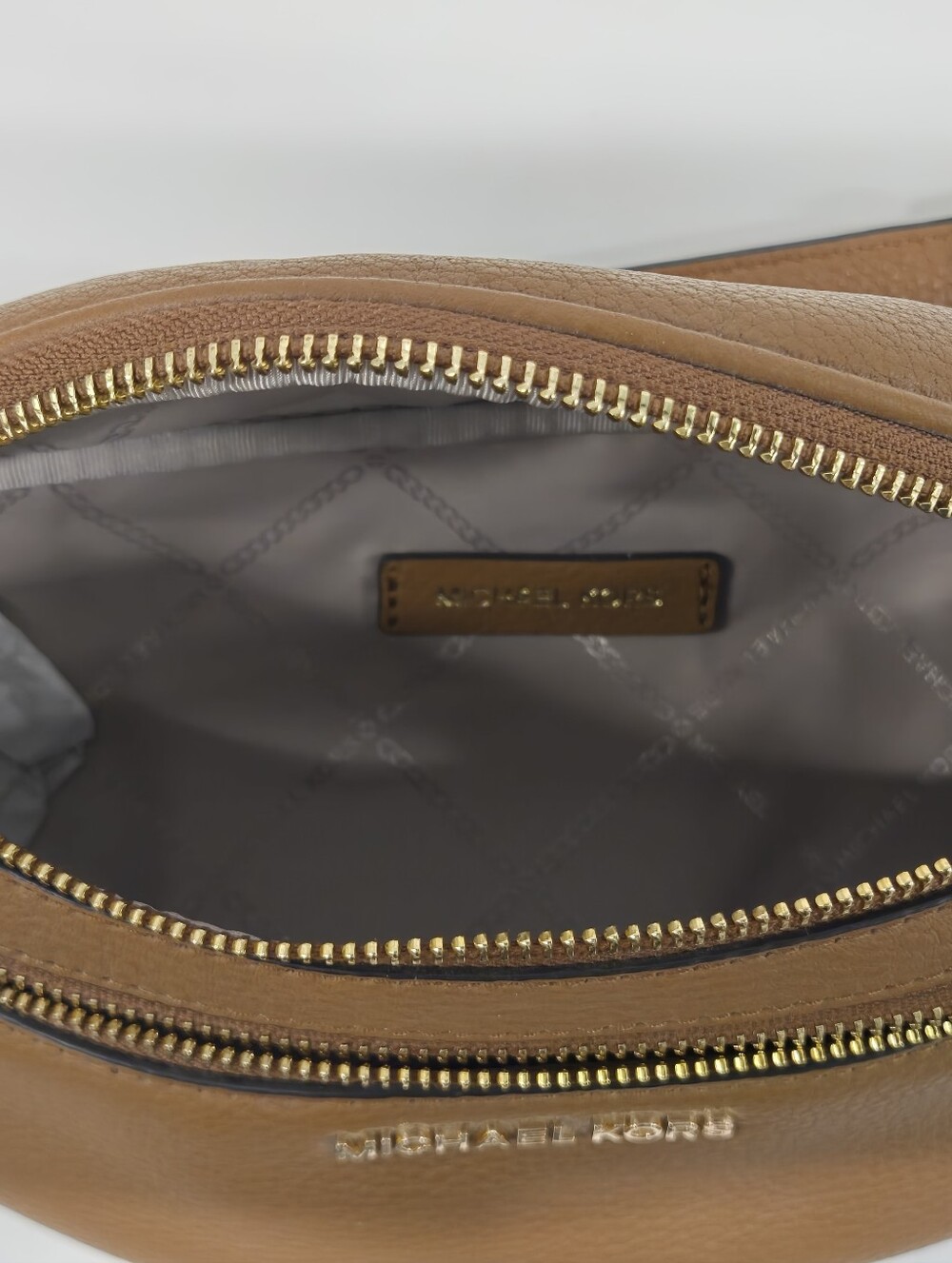 NWT Michael Kors Mott Medium Waistpack - Picture 13 of 16